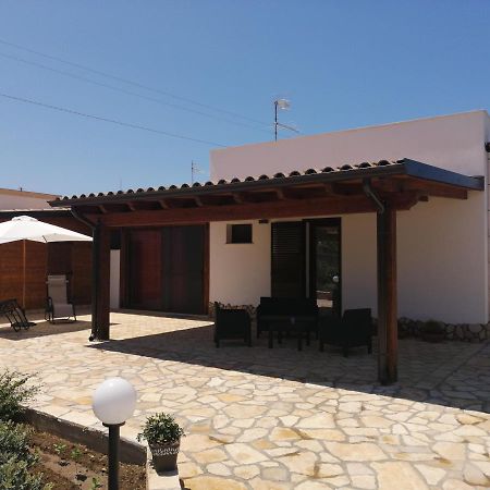Casa Vacanze Dorotea Valderice Exterior photo