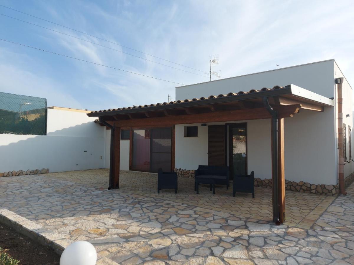 Casa Vacanze Dorotea Valderice Exterior photo